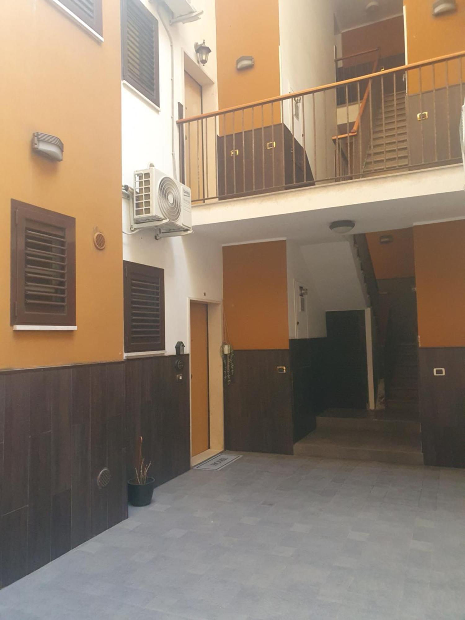 La Dimora Di Don Vito - Appartamento Confortevole Bari Dış mekan fotoğraf