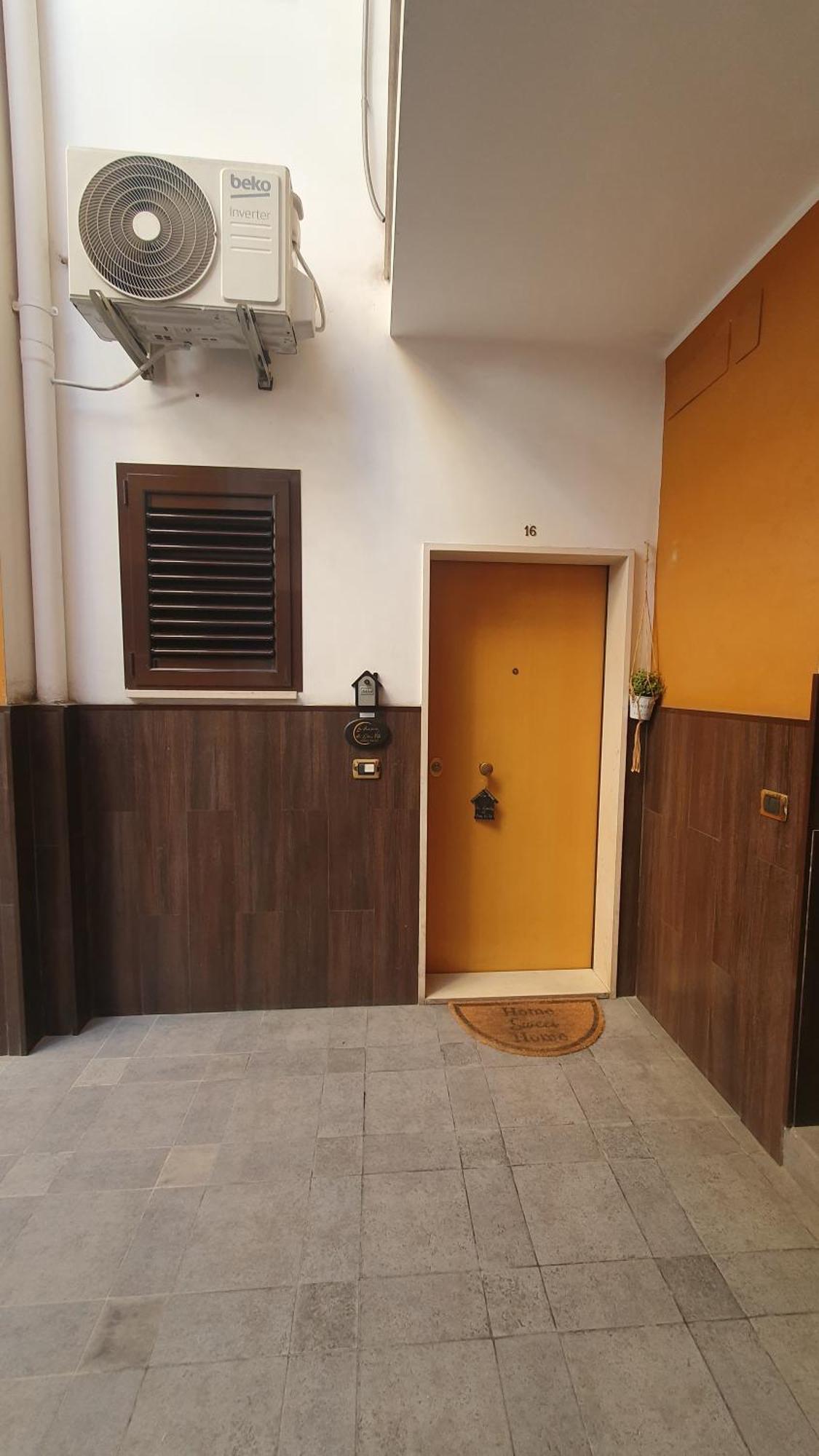 La Dimora Di Don Vito - Appartamento Confortevole Bari Dış mekan fotoğraf