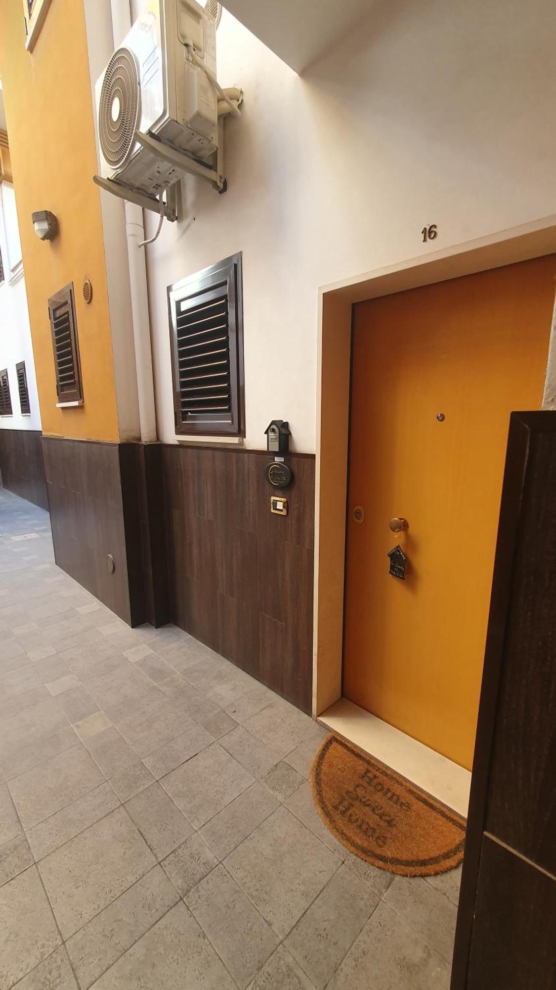 La Dimora Di Don Vito - Appartamento Confortevole Bari Dış mekan fotoğraf